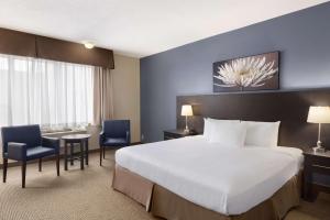days inn and conference centre by wyndham montreal airport
