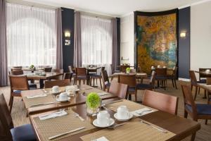 days inn and conference centre by wyndham montreal airport