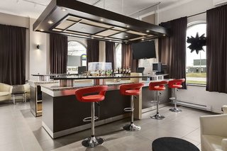 days inn and conference centre by wyndham montreal airport