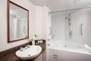 Rydges Bankstown,Bass Hill>>Bankstown,4 star