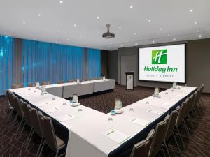 crowne plaza sydney airport by ihg