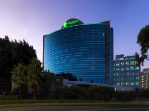 crowne plaza sydney airport by ihg