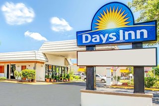 days inn by wyndham st petersburg central