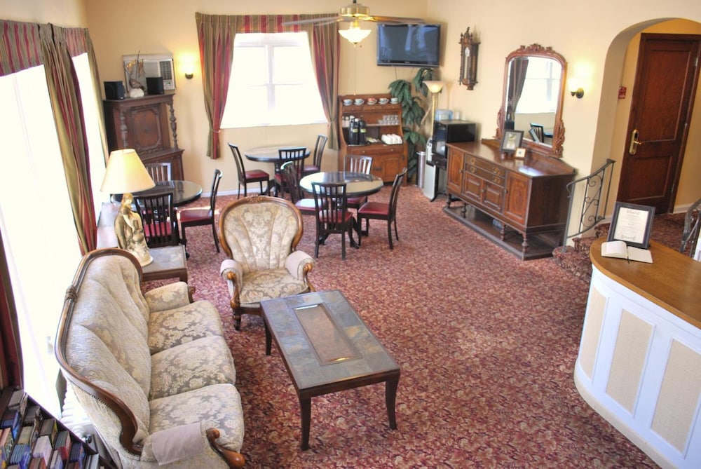 the inn on third
