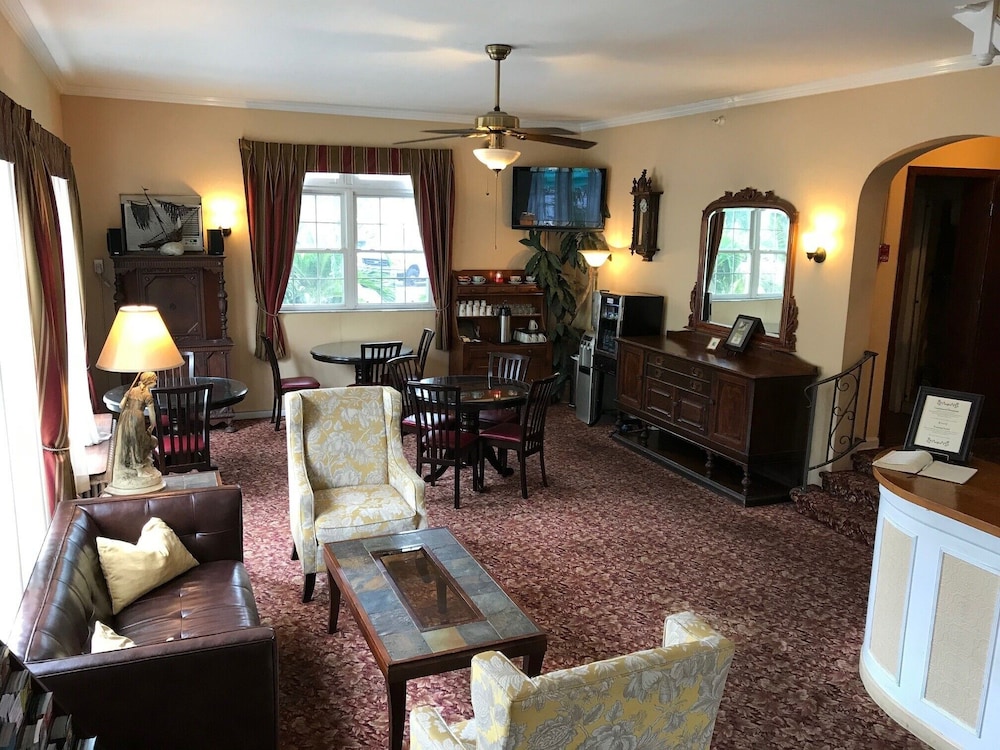 the inn on third