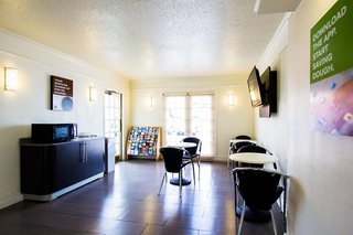 motel 6 austin tx midtown