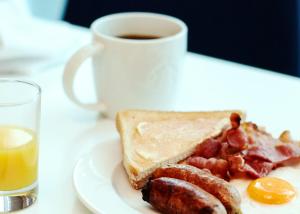 Holiday Inn & Suites Vancouver Downtown By Ihg,British Columbia>>Downtown Vancouver,4 star