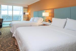 Hampton Inn And Suites By Hilton, Downtown Vancouver,British Columbia>>Downtown Vancouver,4 star