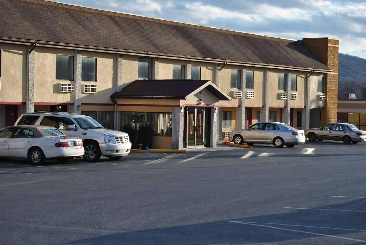 baymont by wyndham pine grove i 81