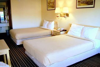 baymont by wyndham pine grove i 81