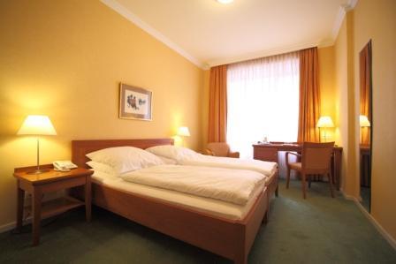 hotel alster hof