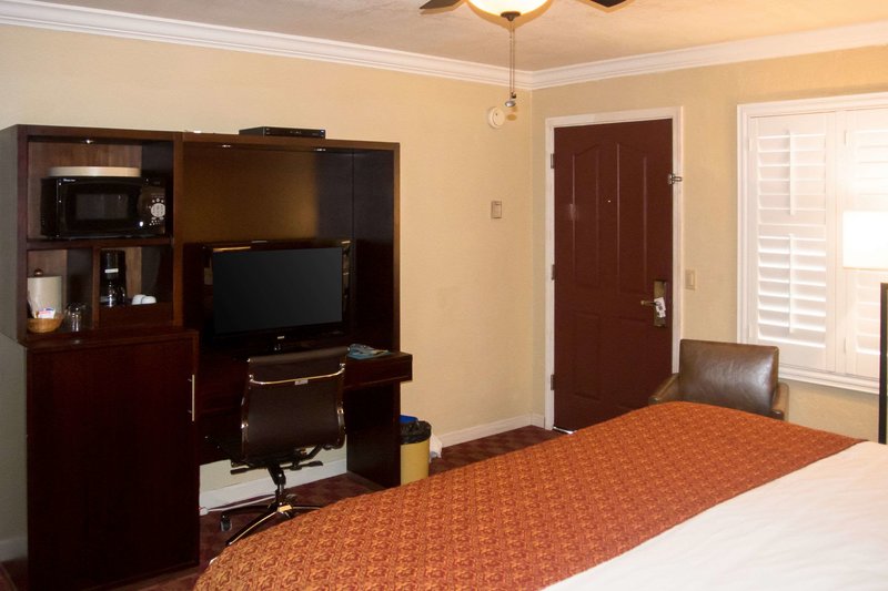 clarion collection wilkies inn pacific grove monterey
