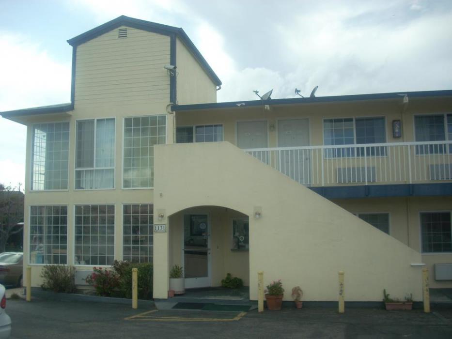 economy inn monterey