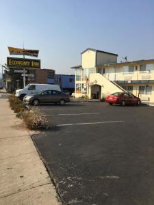 economy inn monterey