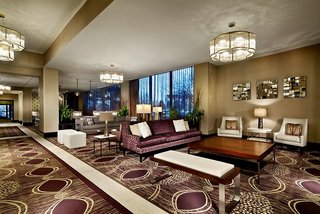 radisson hotel brooklyn center