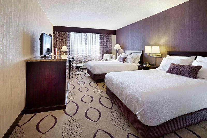 radisson hotel brooklyn center