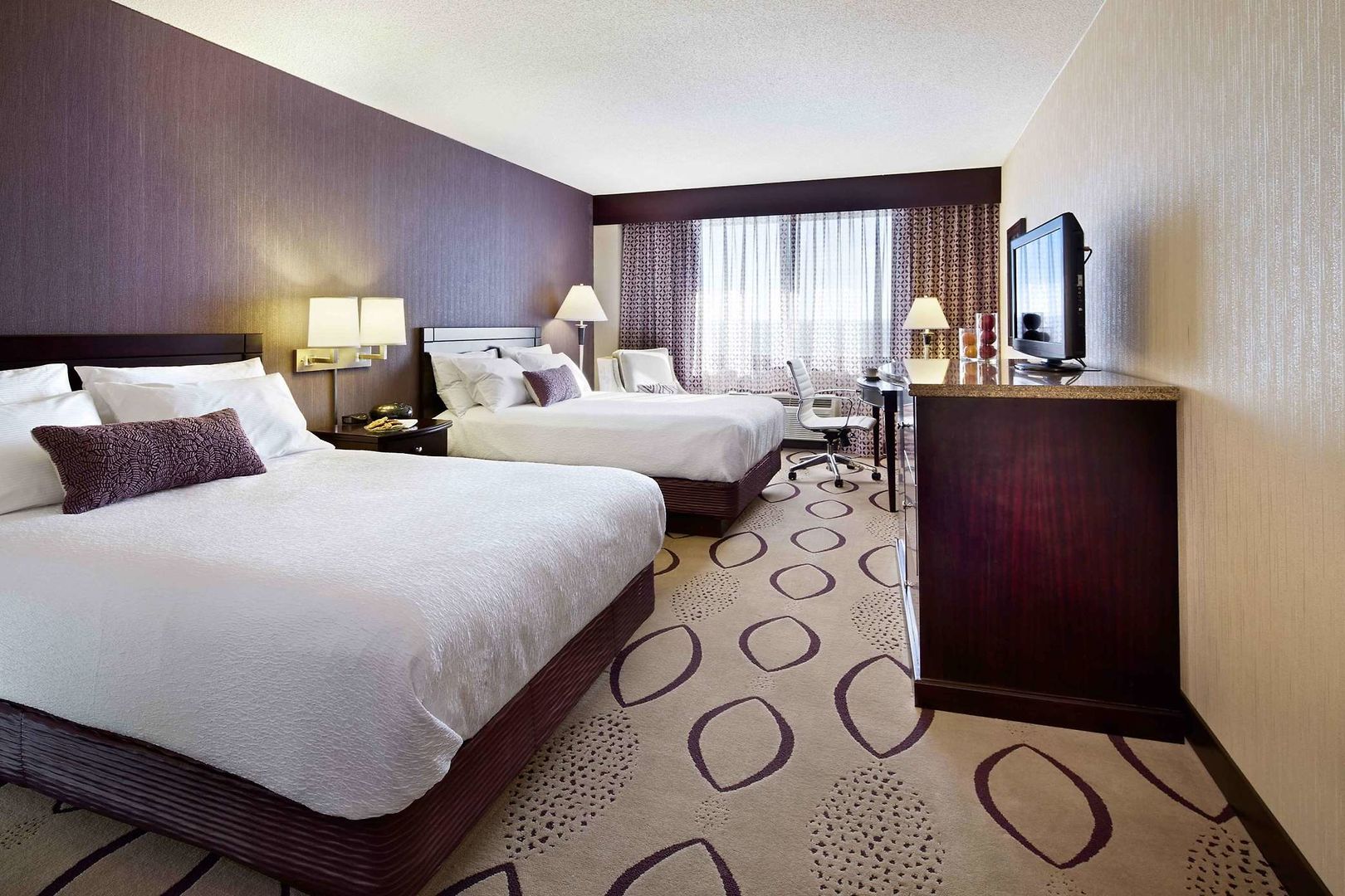 radisson hotel brooklyn center