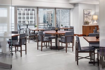 Minneapolis Marriott City Center,Downtown Minneapolis>>Brooklyn Park,4 star