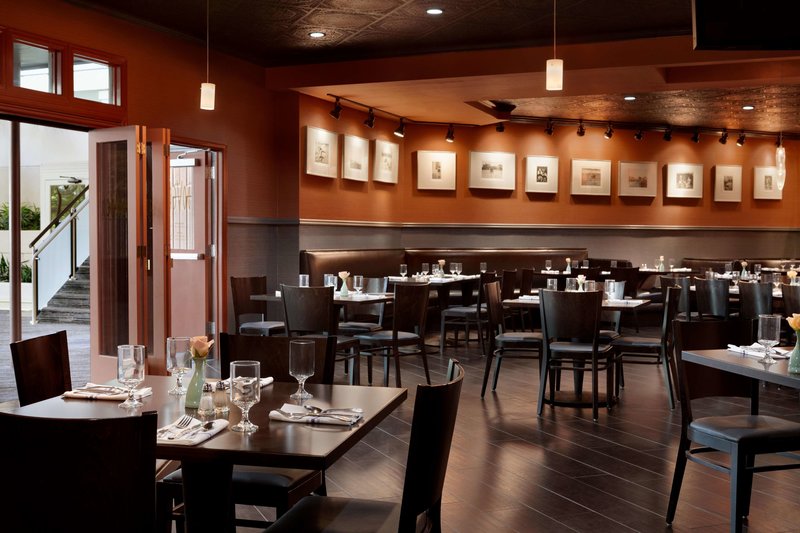 doubletree by hilton minneapolis park place