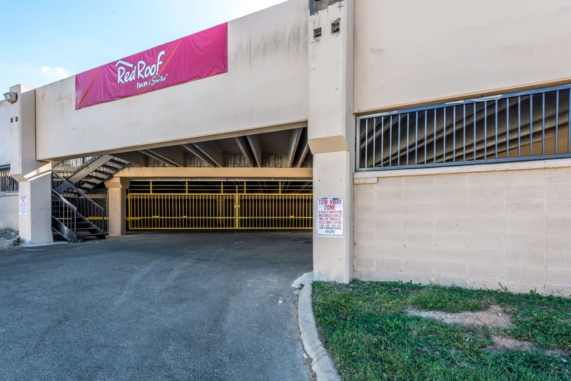 red roof inn and suites pigeon forge parkway