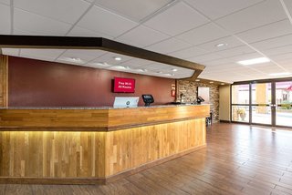 red roof inn and suites pigeon forge parkway
