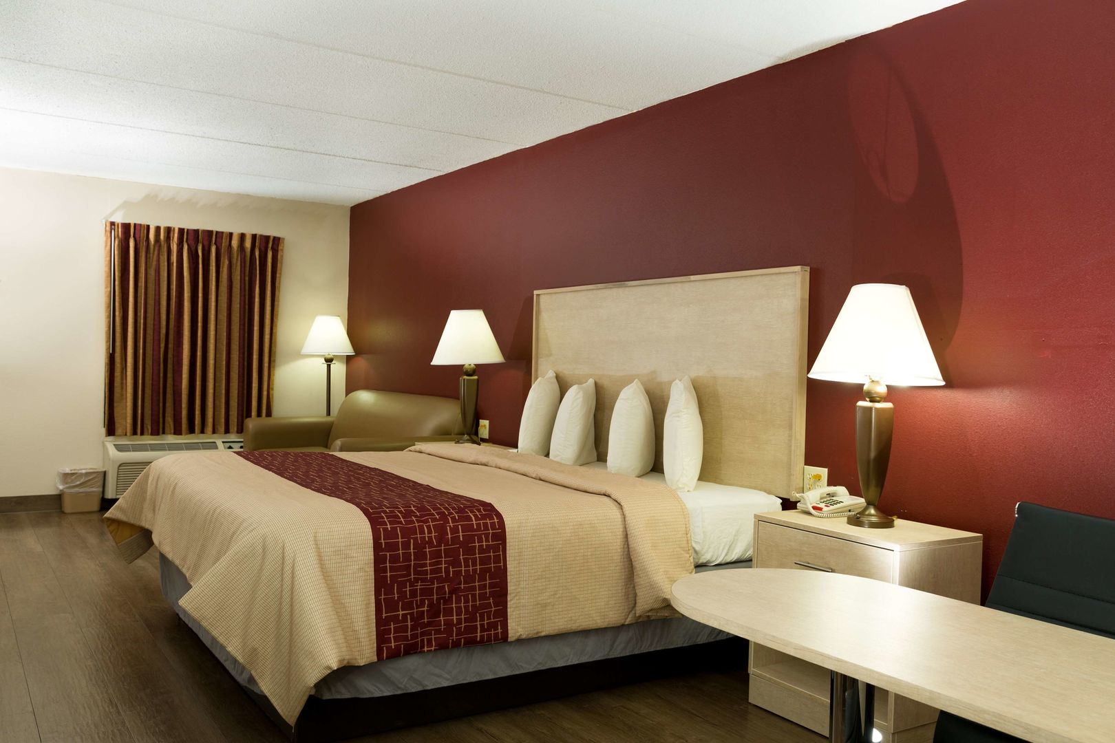 red roof inn and suites pigeon forge parkway