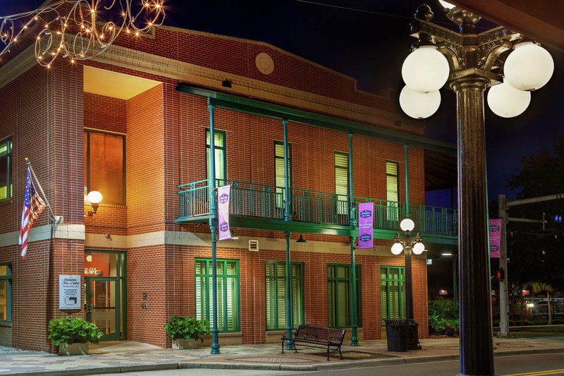 hampton inn and suites tampa ybor city downtown