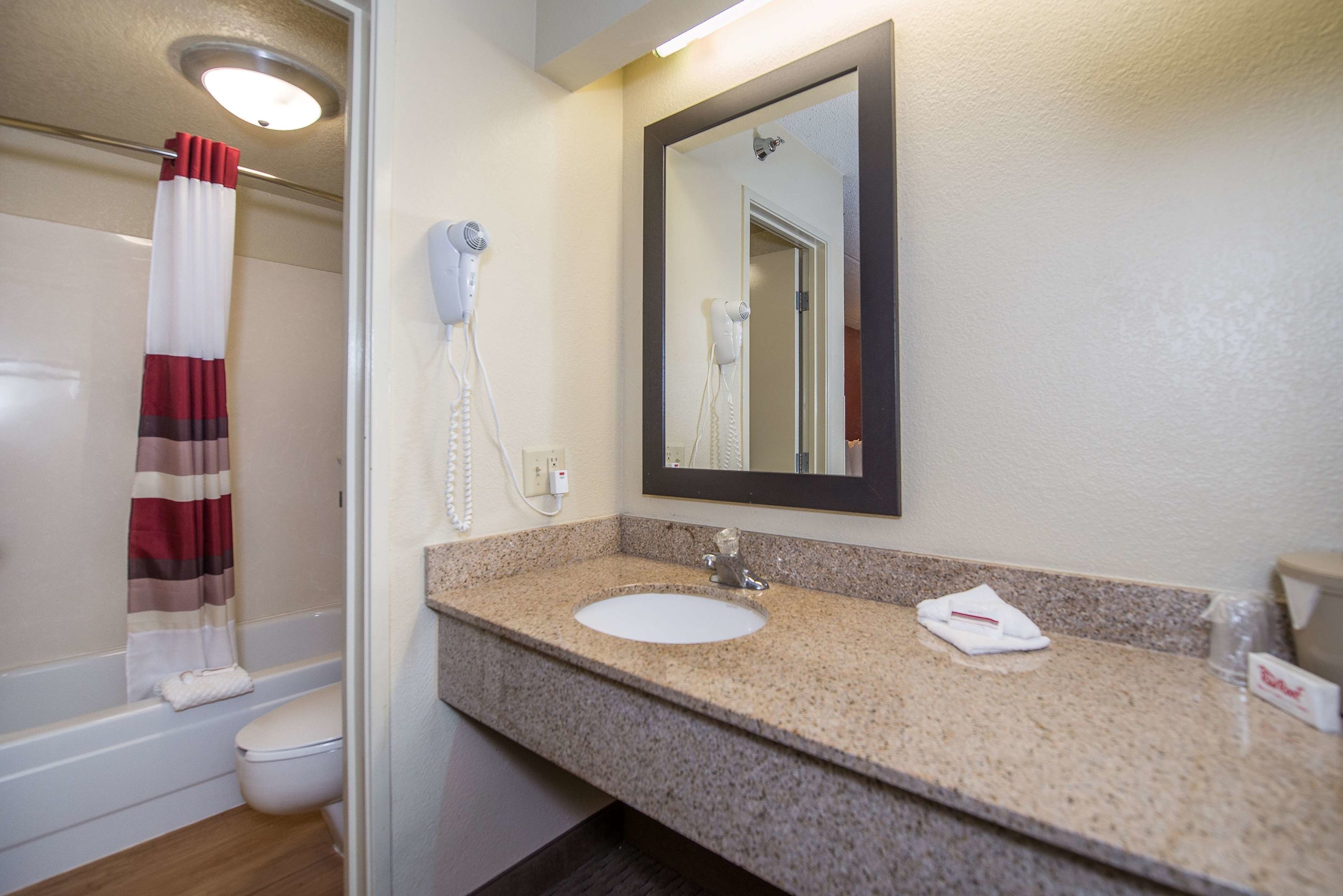 red roof inn tampa brandon