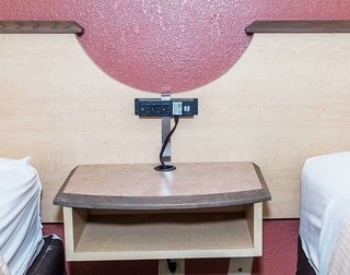 red roof inn tampa brandon