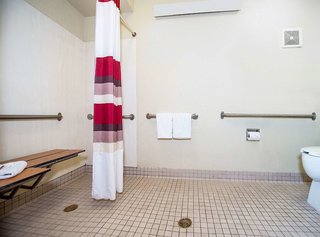 Red Roof Inn Tampa - Brandon,Brandon>>Apollo Beach,2 star