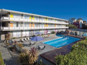 The Parkmore Hotel,Docklands>>Carlton,3 star