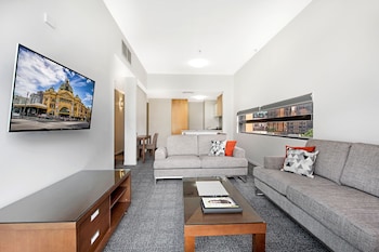 melbourne cbd central apartment hotel