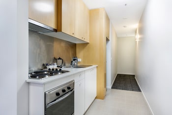 melbourne cbd central apartment hotel