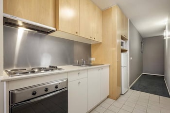 melbourne cbd central apartment hotel