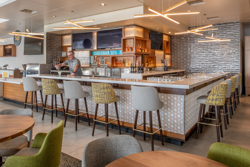 holiday inn portland columbia riverfront an ihg hotel