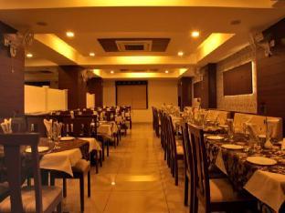 Kings Park Hotel,Rajendra Nagar>>Indore,3 star