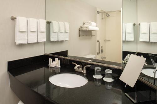 courtyard by marriott portland airport