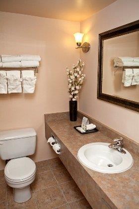 welcominns hotel ottawa