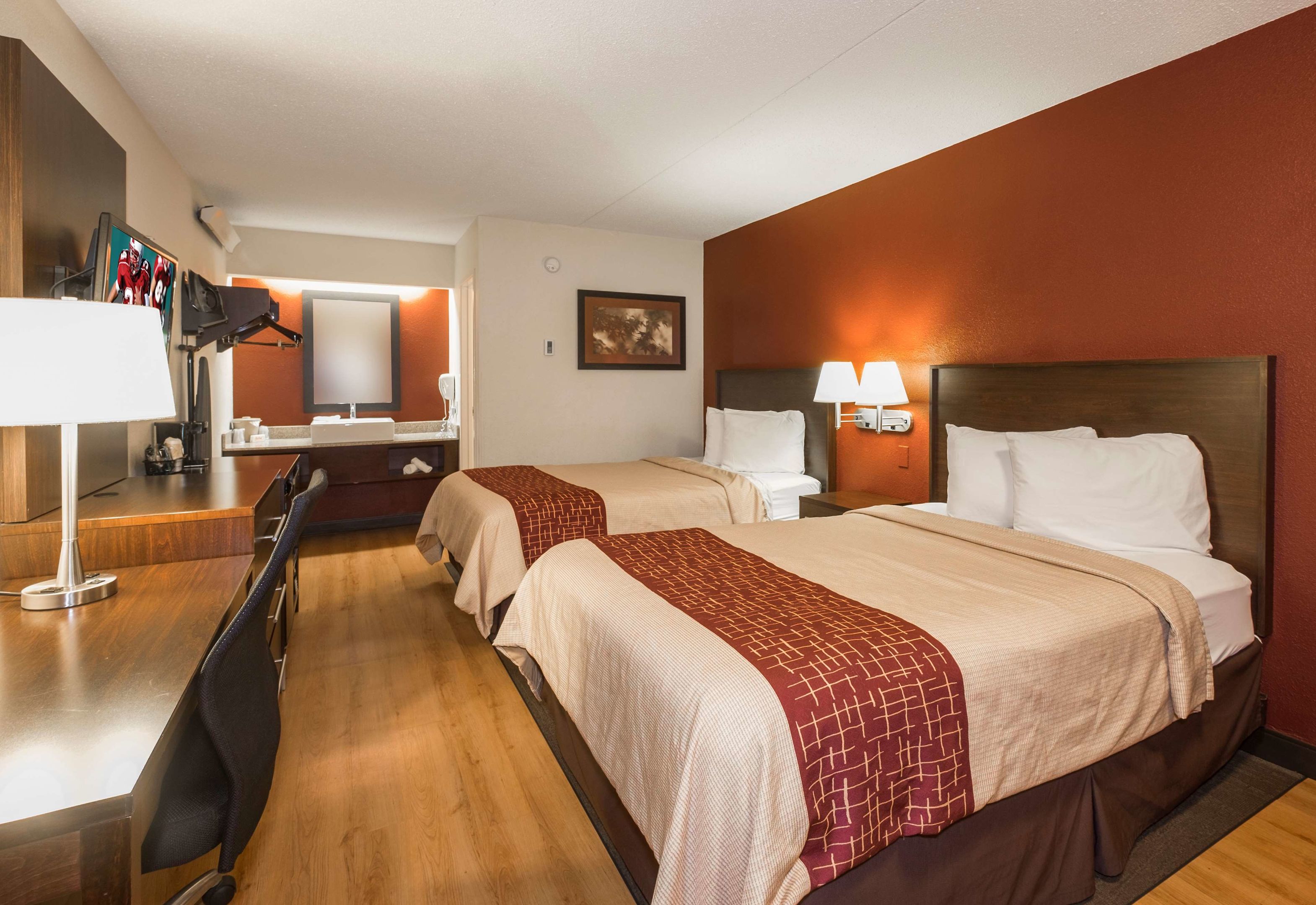 red roof inn plus columbus dublin