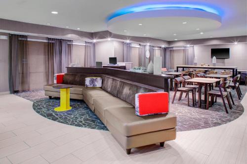springhill suites memphis east galleria