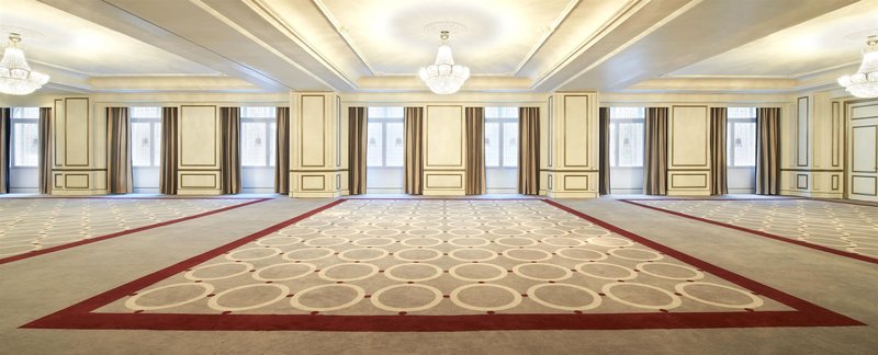 the palace a luxury collection hotel madrid