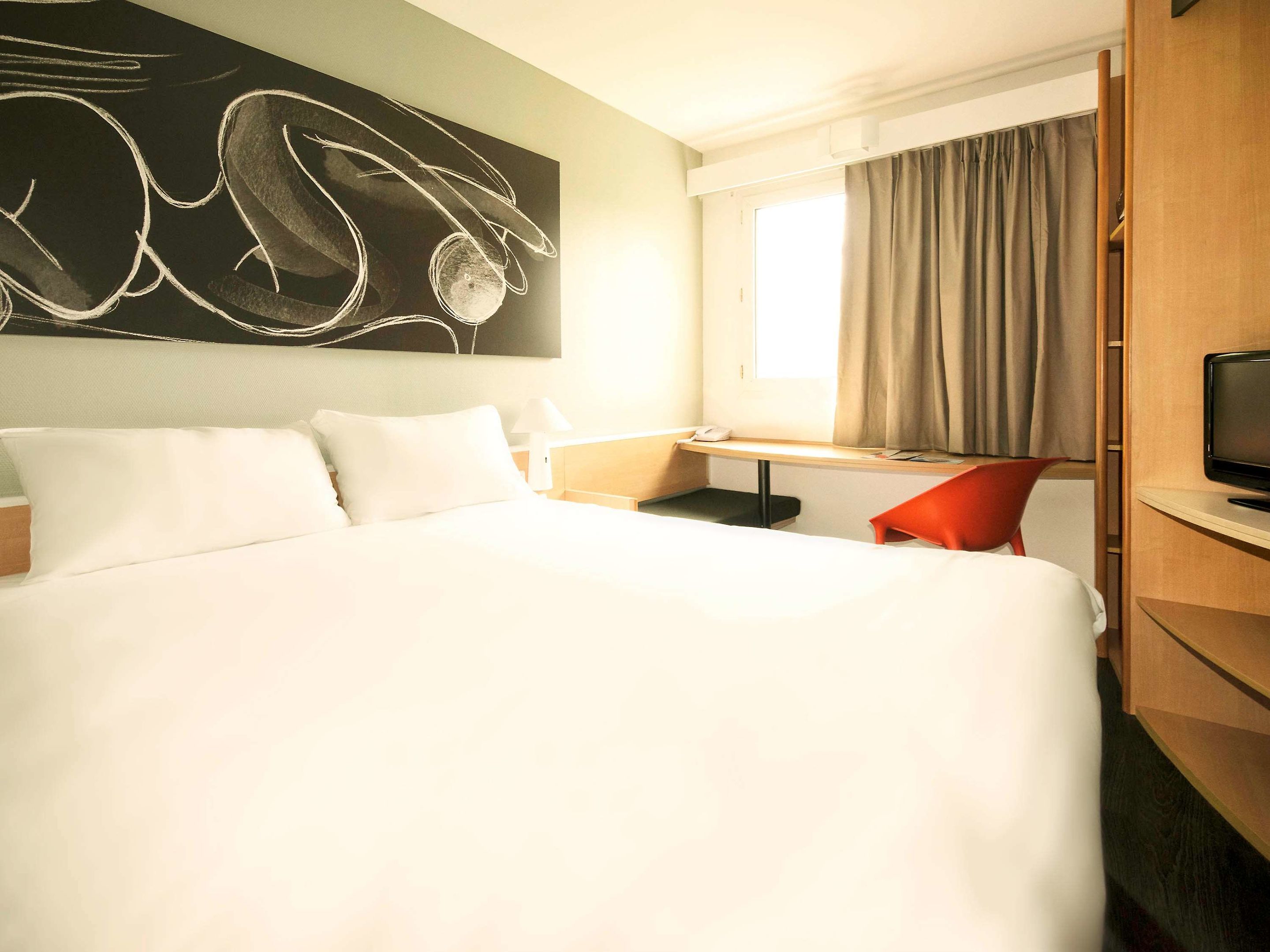 ibis reims tinqueux
