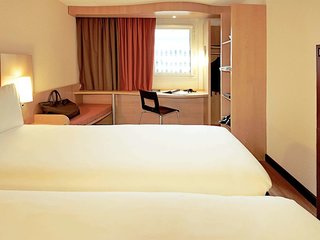 ibis reims tinqueux