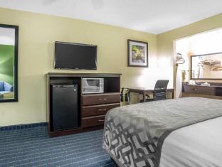rodeway inn and suites