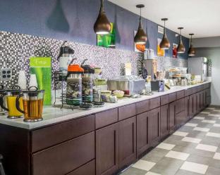 rodeway inn and suites