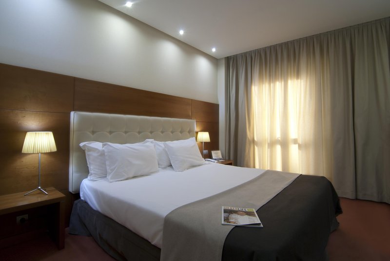 hotel silken coliseum