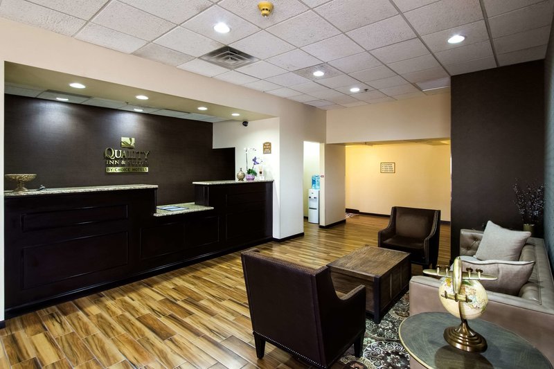 quality inn and suites moline quad cities