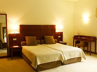 Hotel-Img