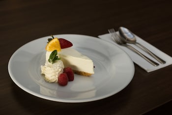 rochestown lodge hotel