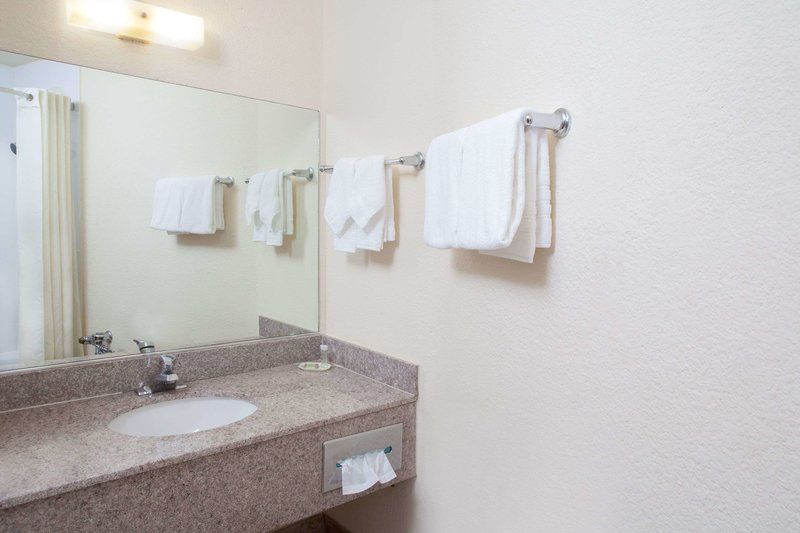 super 8 by wyndham chicago il